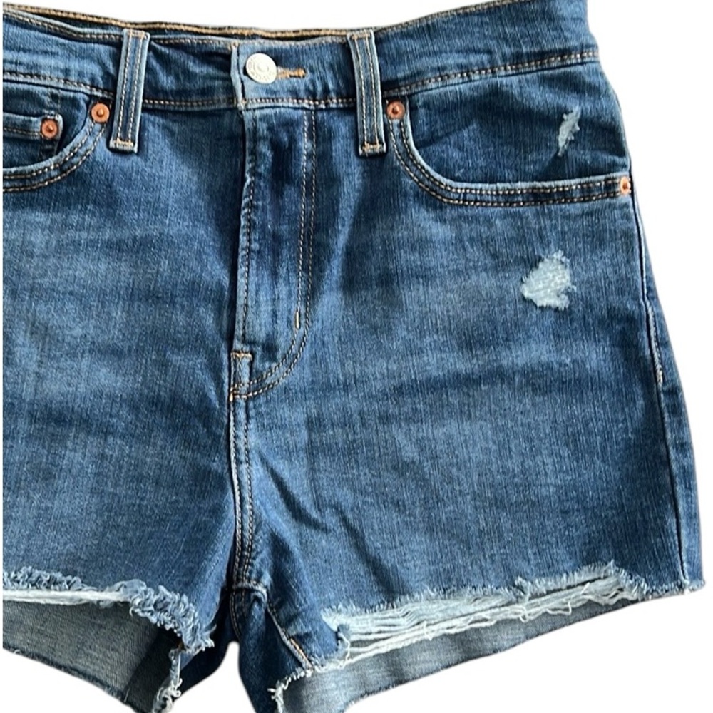 NWOT Levi’s High Rise Shorts - Picture 4 of 12
